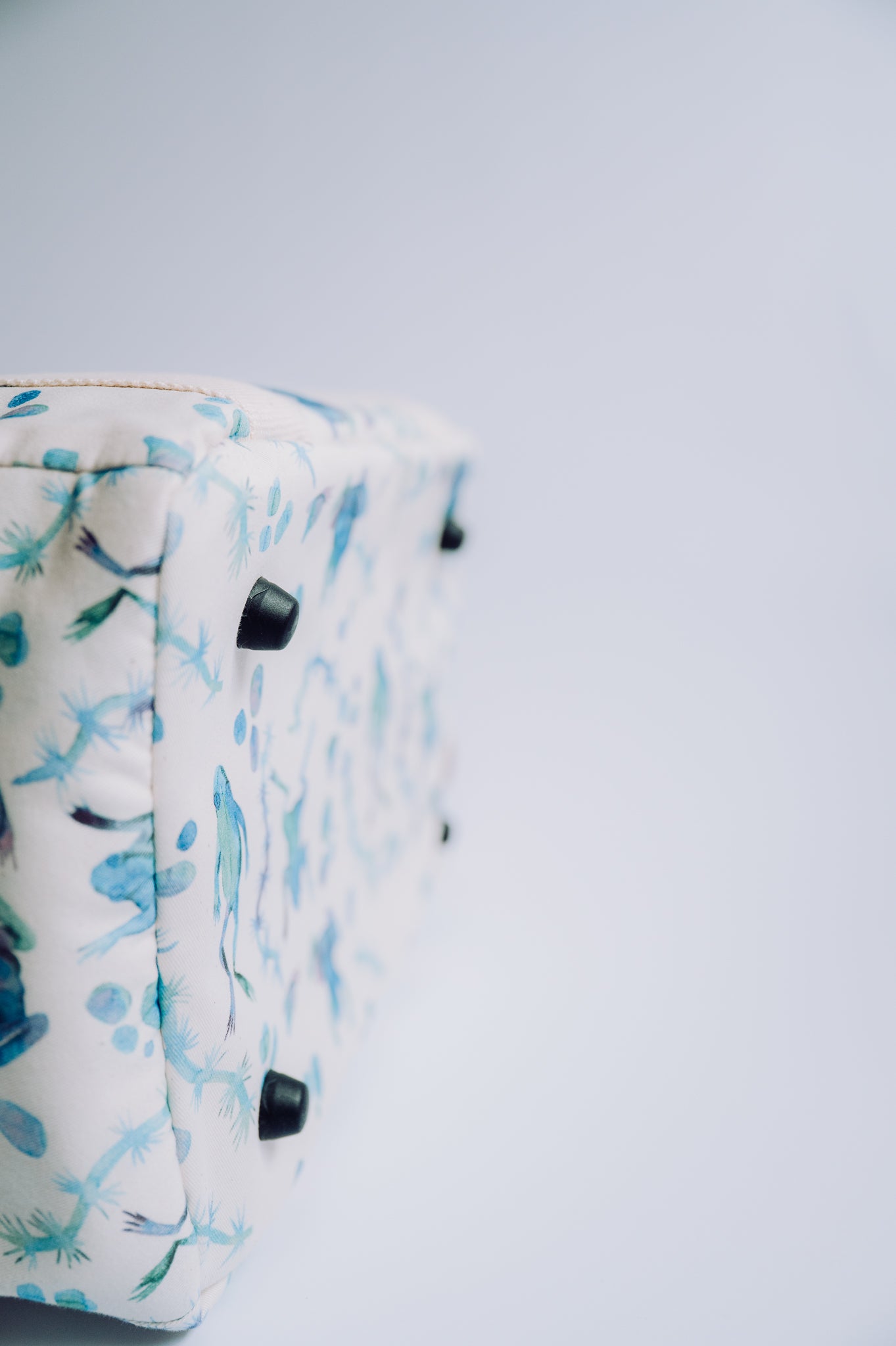 Cooler Bag - Natural Amphibian