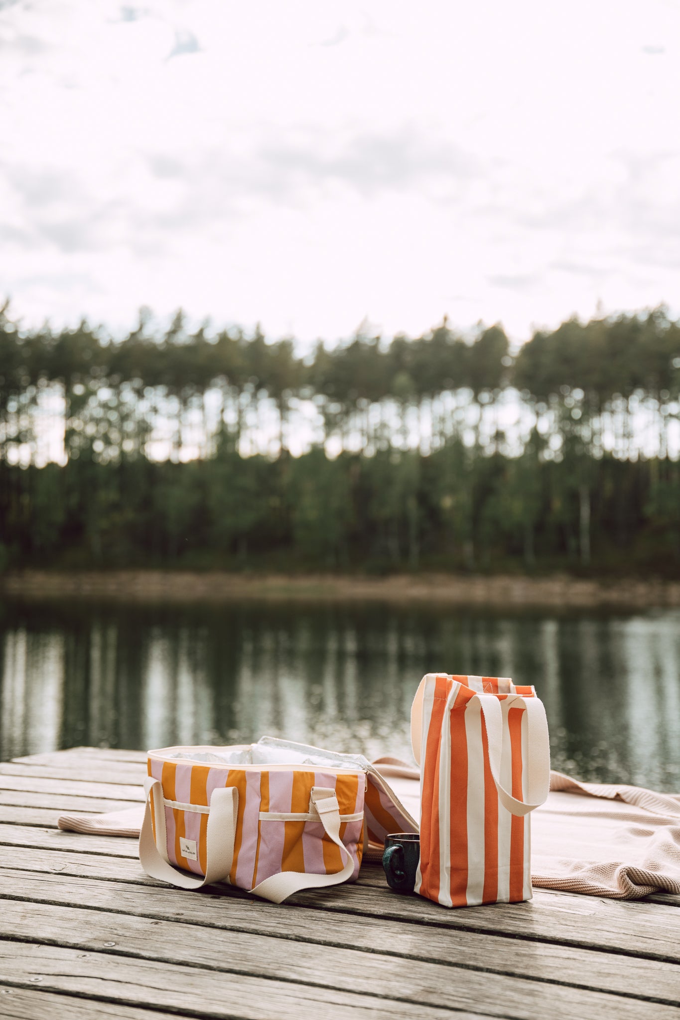 Cooler Bag - Apricot Sky
