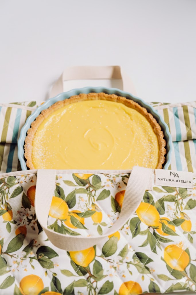Lemon tart in a Lemon Quilted Cake Carrier