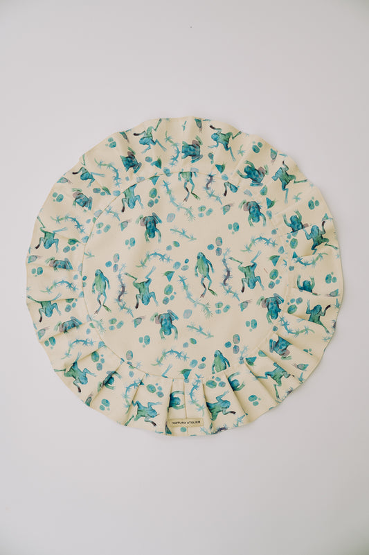 Round Ruffled Placemat - Natural Amphibian