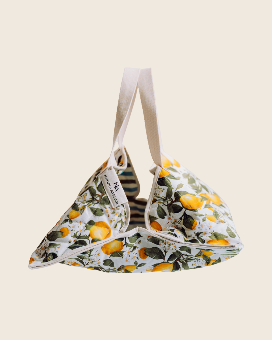 Cake carrier bag with lemon print