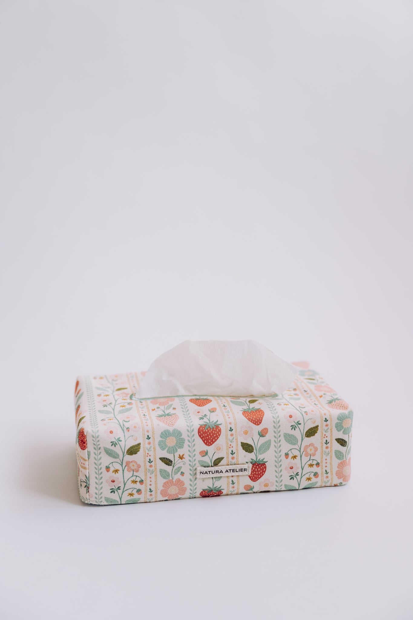 Tissue Box Cover- Vintage Strawberries