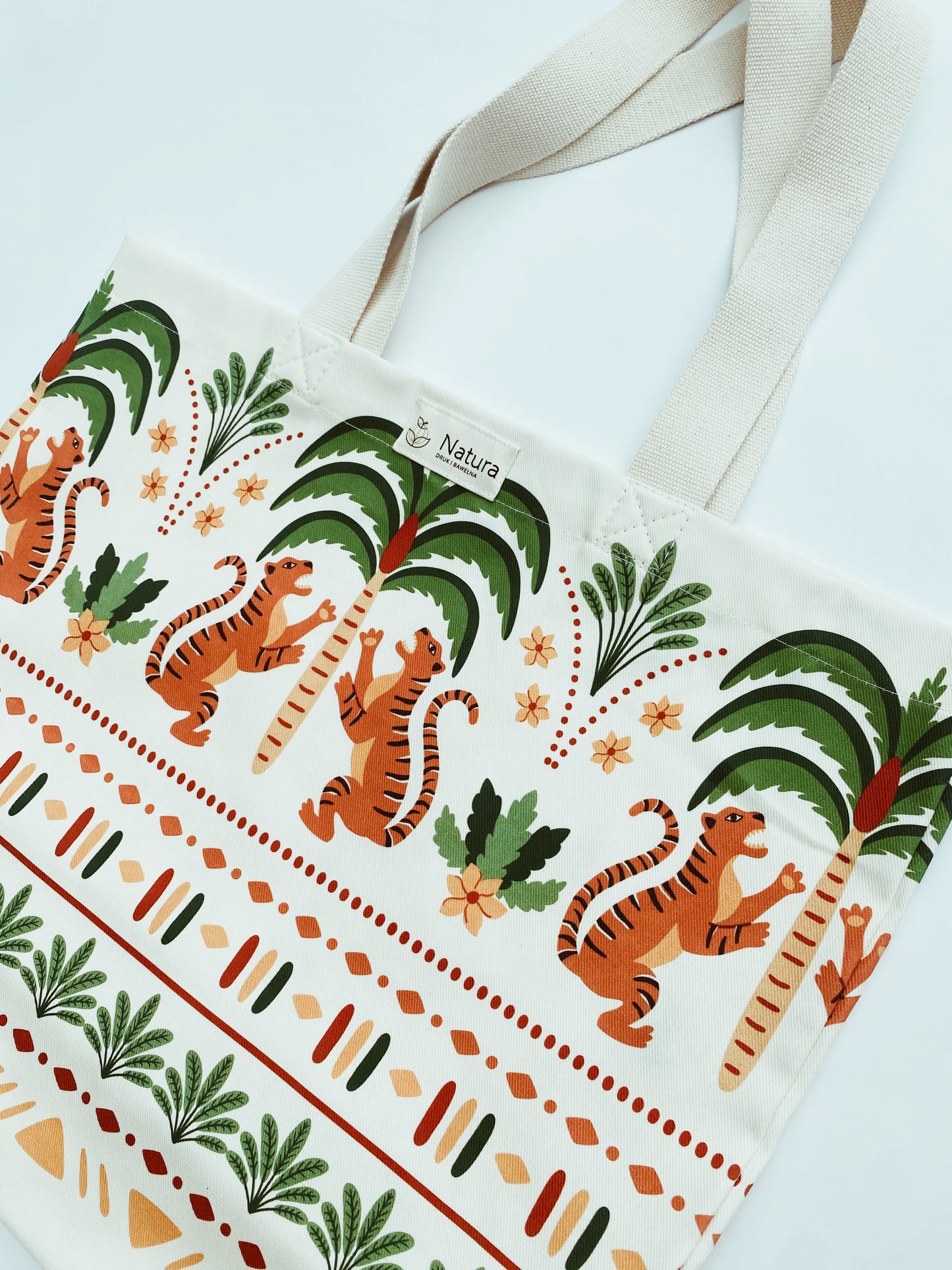 Tote_BAg_Tiger_Roar pattern close up 